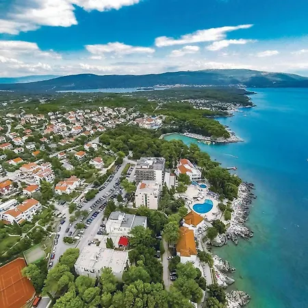Lovely Apartment In Krk With Wifi Brzac