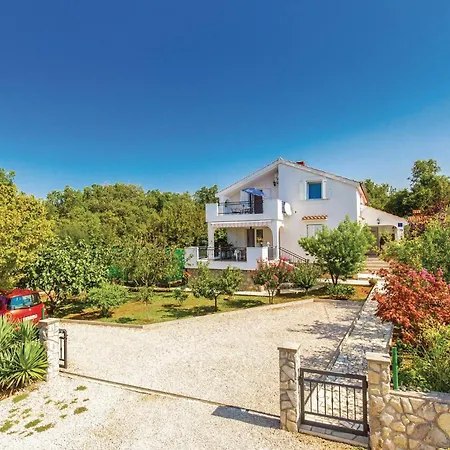 Lovely Apartment In Krk With Wifi * Brzac