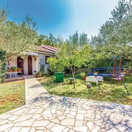 Lovely In Krk With Wifi