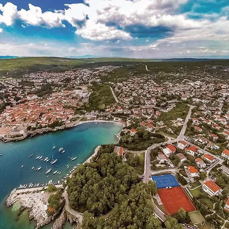 Lovely In Krk With Wifi